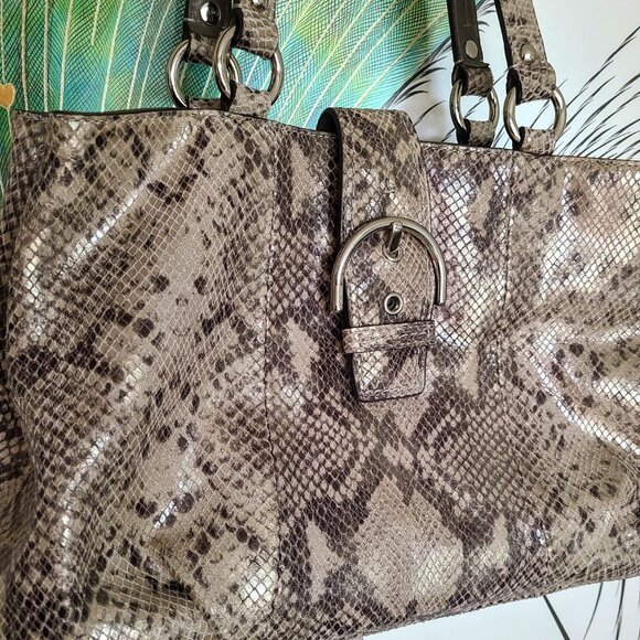 Mint Condition Y2K COACH F19679 Soho Pythoin Embossed Leather Shoulder/ Tote Bag - Picture 11 of 14